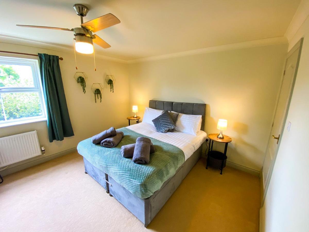 Kings Quarters Boutique Rooms Hartford  Εξωτερικό φωτογραφία